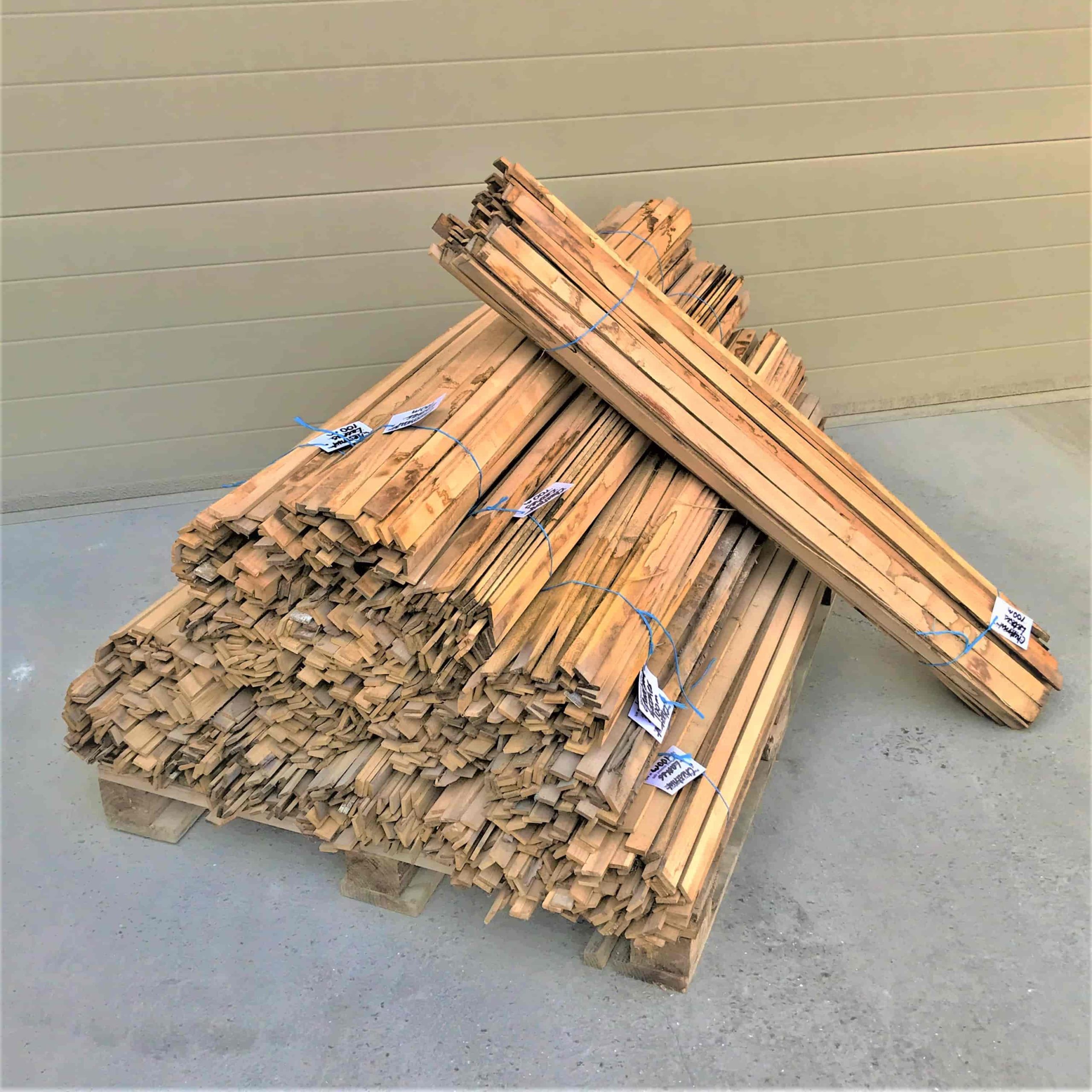 Sawn Hardwood Laths 100m bundle